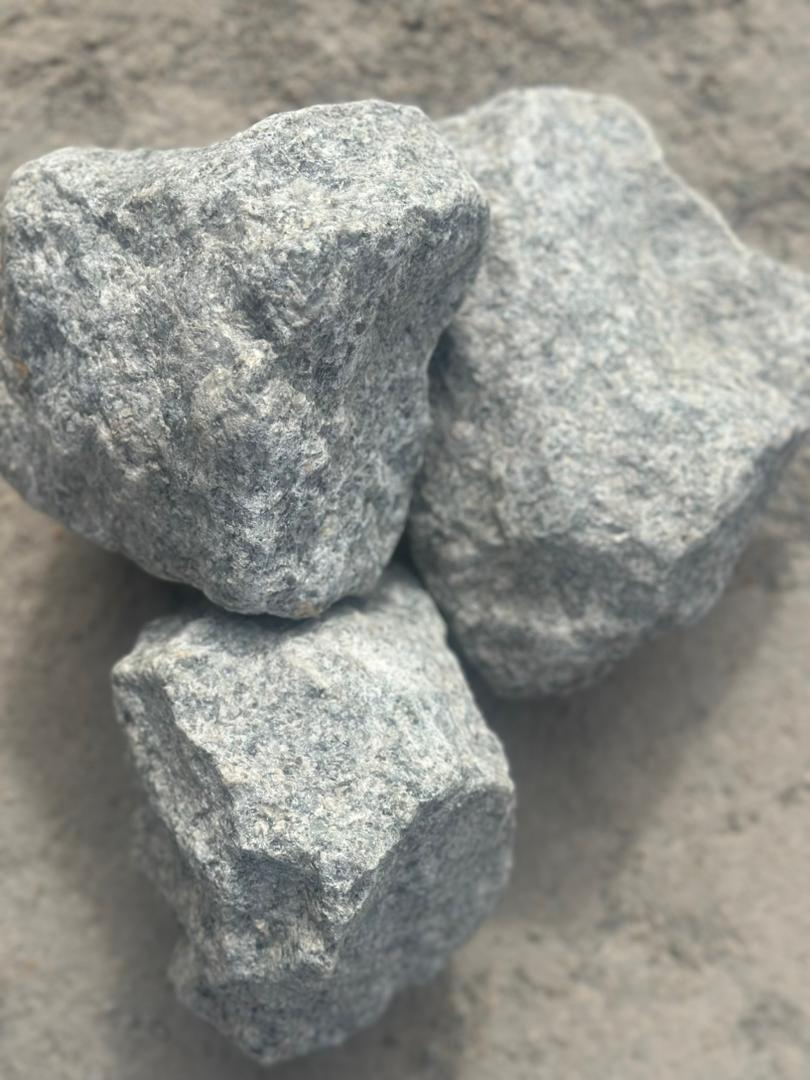 pitching stone (2)